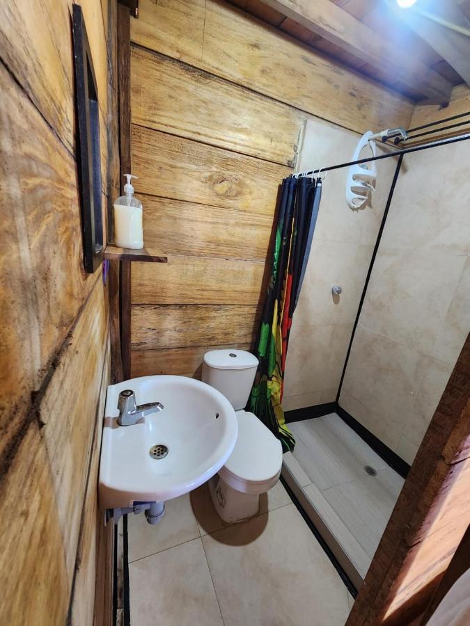 El Almendron Beach Hostel Guachaca 외부 사진